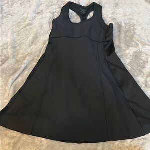 Athleta levitate dress in black